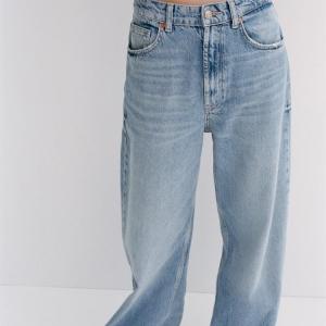 TRF EXTRA WIDE-LEG HIGH-WAIST JEANS