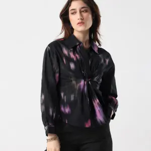 PRINTED RELAXED TOP WITH TIE UP ELLYN - BLACK